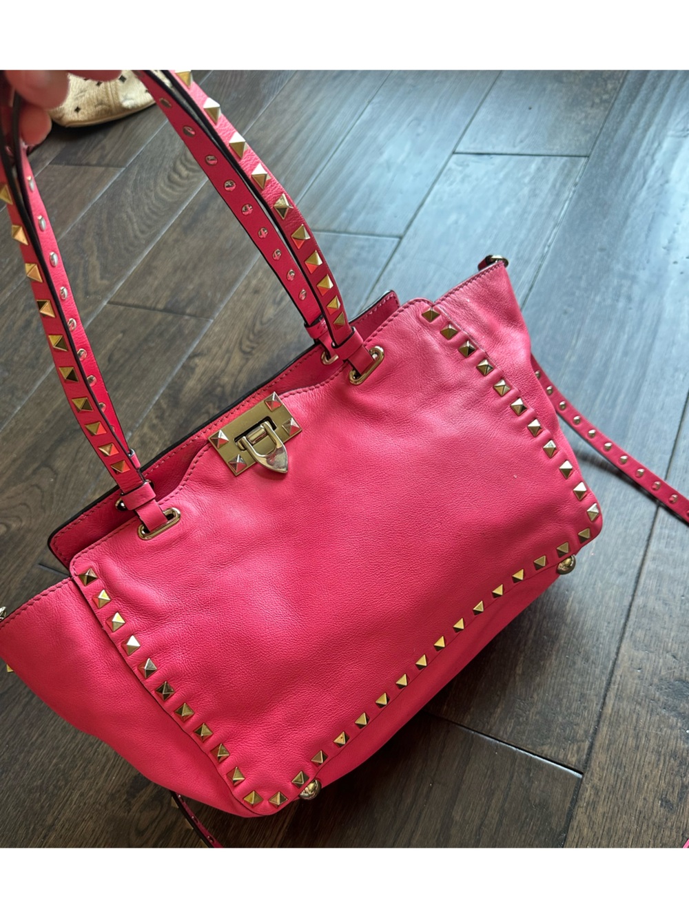 Valentino Garavani Rockstud  Small Leather Tote Bag Pink